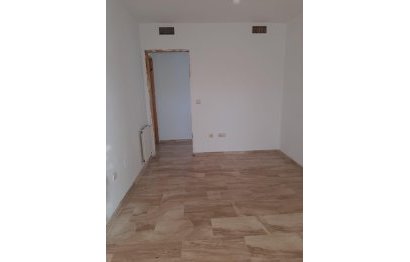 Resale - Apartment - Middle Floor Apartment - Marbella - Guadalmina Alta