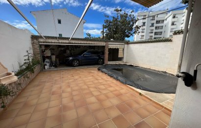 Resale - House - Semi-Detached House - Marbella - Nueva Andalucia