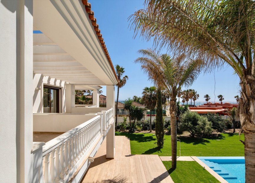 Reventa - House - Detached Villa - Estepona - Estepona Centro