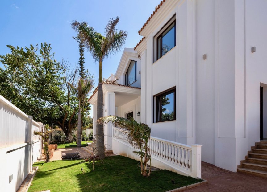 Reventa - House - Detached Villa - Estepona - Estepona Centro