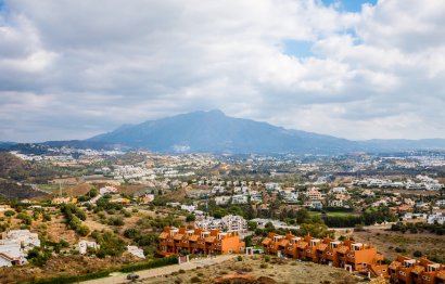 Reventa - House - Semi-Detached House - Benahavís - Benahavís Centro