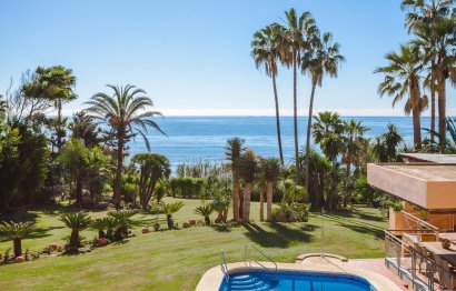 Resale - House - Detached Villa - Estepona - Estepona Centro