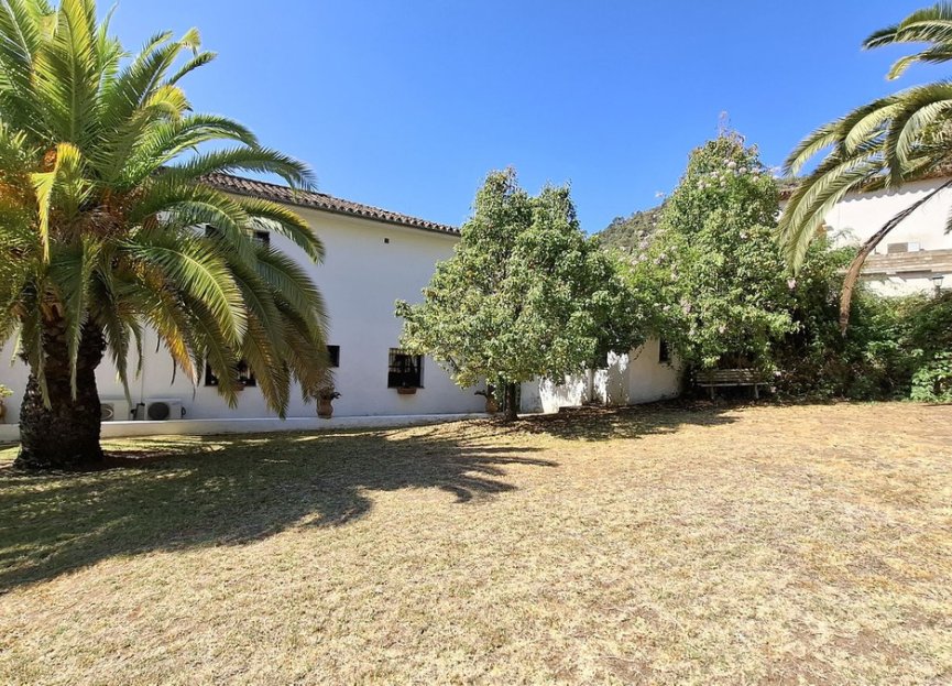 Resale - House - Detached Villa - Benahavís - Benahavís Centro