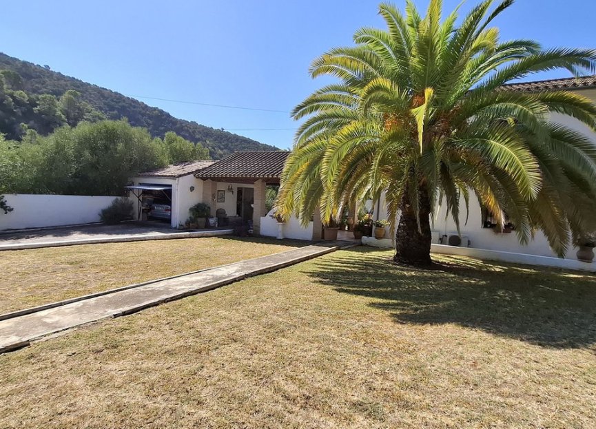 Resale - House - Detached Villa - Benahavís - Benahavís Centro