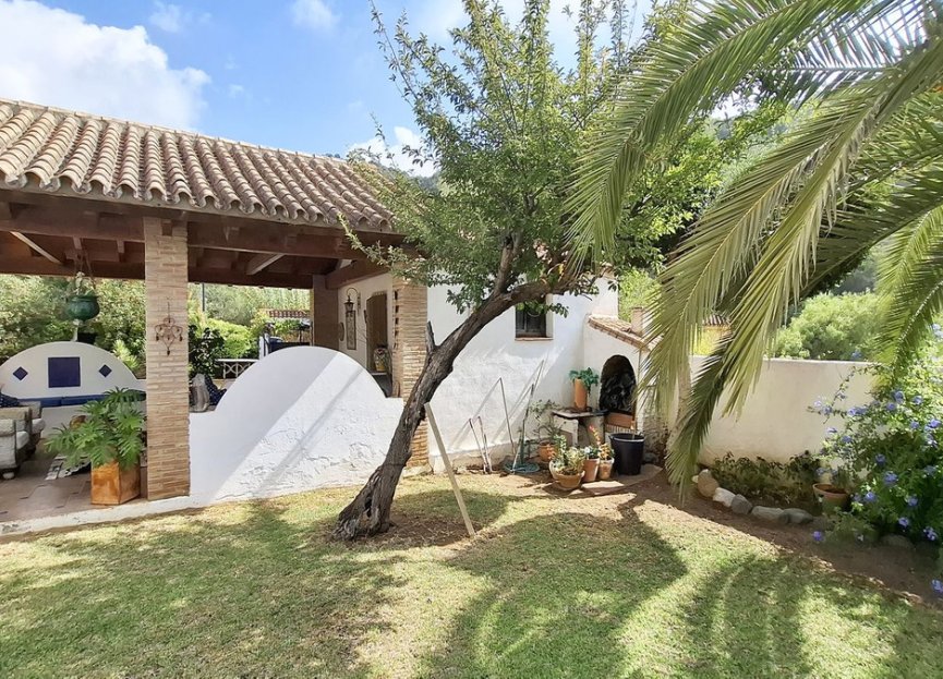 Resale - House - Detached Villa - Benahavís - Benahavís Centro