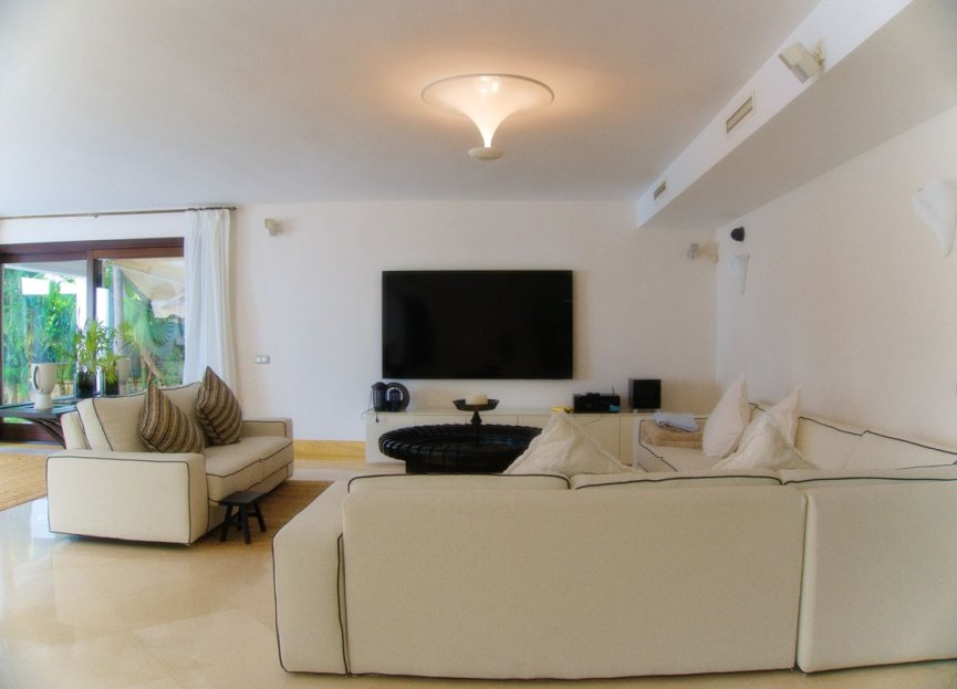 Resale - House - Detached Villa - Marbella - Aloha