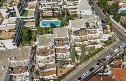 Resale - Apartment - Middle Floor Apartment - Marbella - Nueva Andalucia