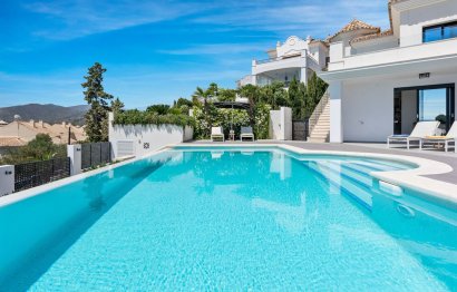 Resale - House - Detached Villa - Marbella - Elviria