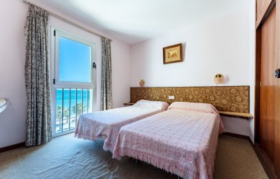 Resale - Apartment - Middle Floor Apartment - Fuengirola - Fuengirola Centro