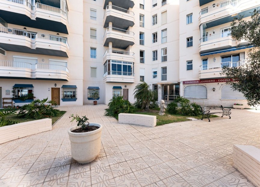 Resale - Apartment - Middle Floor Apartment - Fuengirola - Fuengirola Centro