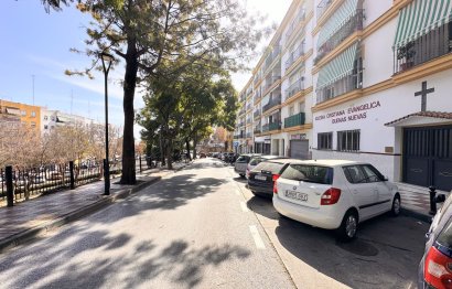 Resale - Apartment - Middle Floor Apartment - Marbella