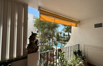 Resale - Apartment - Middle Floor Apartment - Estepona - Estepona Centro