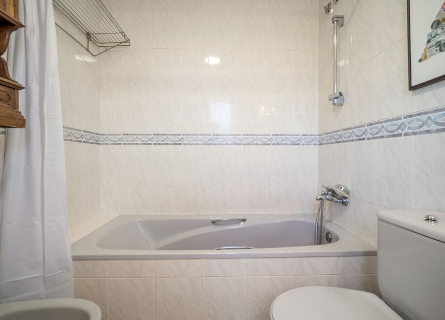 Resale - Apartment - Middle Floor Apartment - Fuengirola - Los Boliches