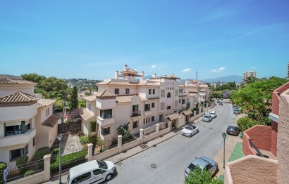 Resale - House - Townhouse - Marbella - Nueva Andalucia