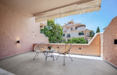 Resale - House - Townhouse - Marbella - Nueva Andalucia