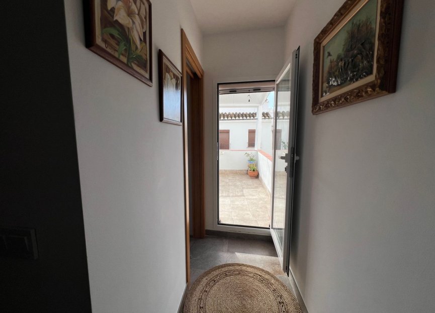 Resale - House - Townhouse - Estepona - Estepona Centro