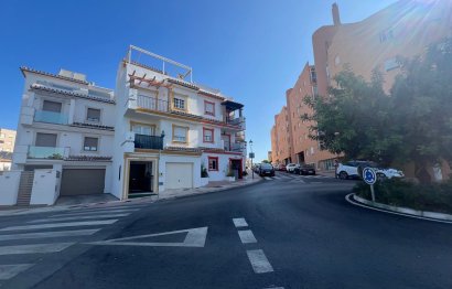 Resale - House - Townhouse - Estepona - Estepona Centro