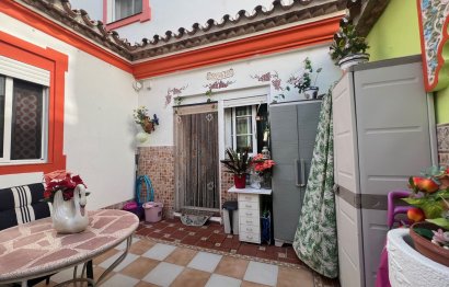 Resale - House - Townhouse - Estepona - Estepona Centro