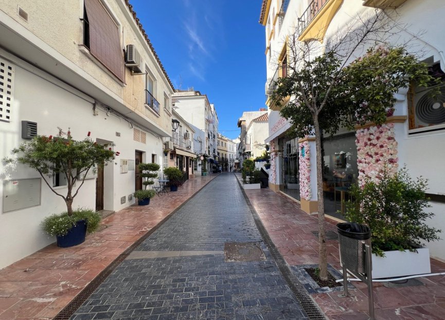 Reventa - Plot - Residential Plot - Estepona - Estepona Centro