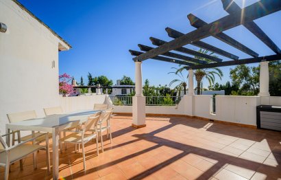 Resale - House - Townhouse - Marbella - Nueva Andalucia