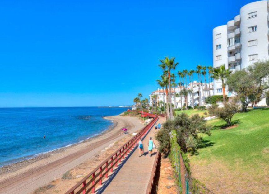 Resale - Apartment - Middle Floor Apartment - Mijas - Calahonda