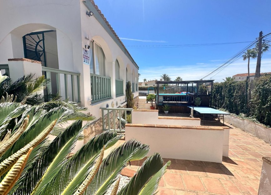 Resale - House - Detached Villa - Mijas - La Cala De Mijas