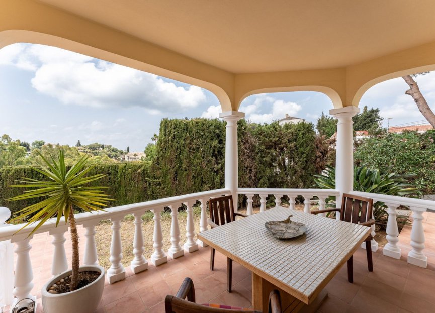 Resale - House - Detached Villa - Marbella - Elviria