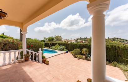 Resale - House - Detached Villa - Marbella - Elviria