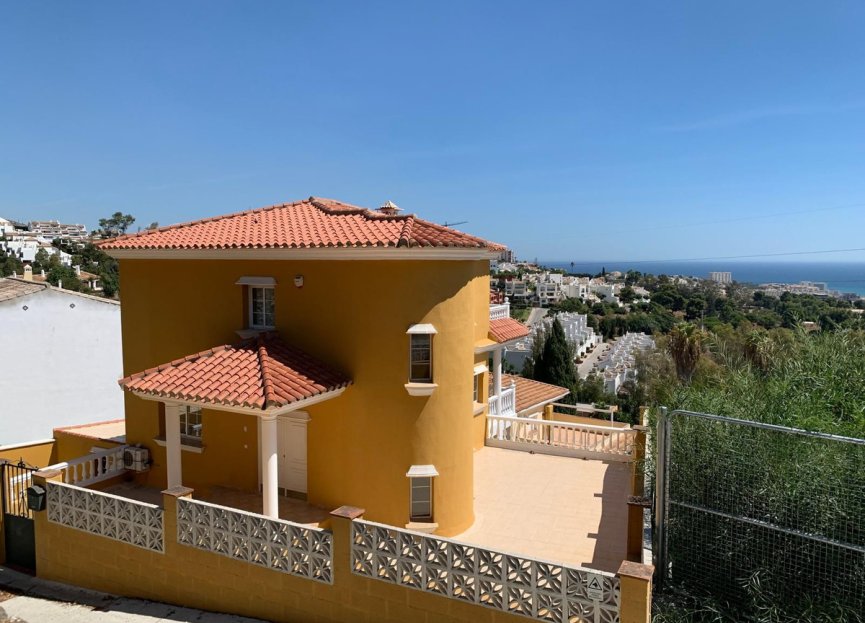 Resale - House - Townhouse - Benalmádena - Benalmadena Centro