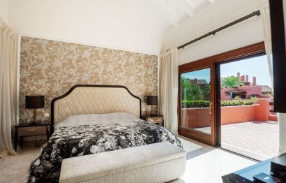 Resale - Apartment - Penthouse - Estepona - Estepona Centro