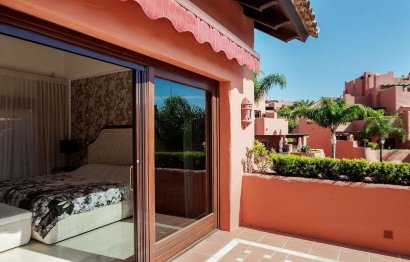 Resale - Apartment - Penthouse - Estepona - Estepona Centro