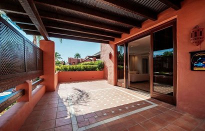 Resale - Apartment - Penthouse - Estepona - Estepona Centro