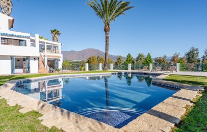 Resale - House - Detached Villa - Estepona - Estepona Centro