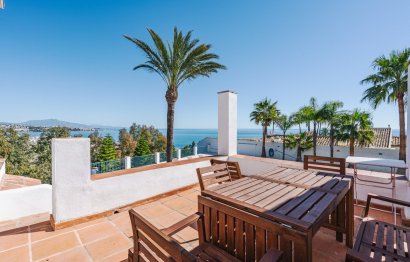 Resale - House - Detached Villa - Estepona - Estepona Centro