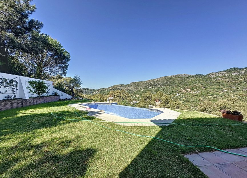 Resale - House - Finca - Cortijo - Casares - Casares Centro