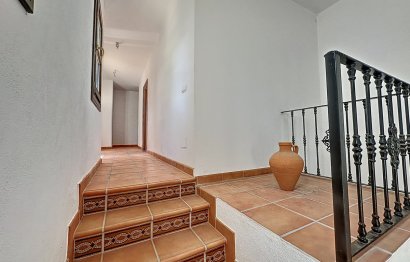 Resale - House - Finca - Cortijo - Casares - Casares Centro