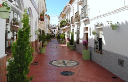 Resale - House - Townhouse - Estepona - Estepona Centro