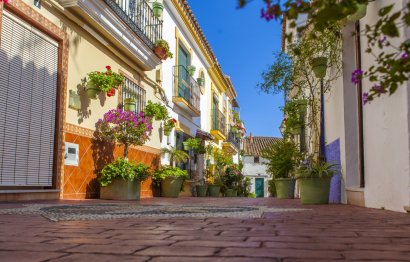 Resale - House - Townhouse - Estepona - Estepona Centro