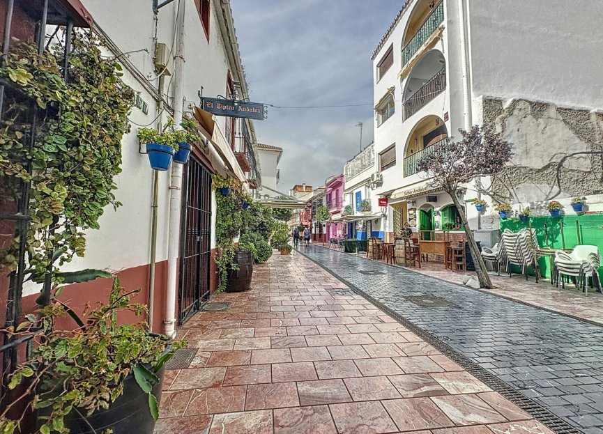 Resale - House - Townhouse - Estepona - Estepona Centro