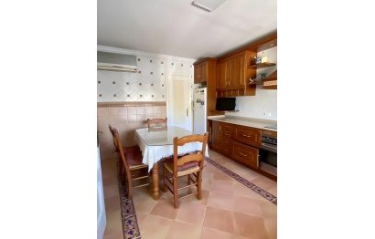 Resale - House - Townhouse - Estepona - Estepona Centro