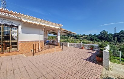 Resale - House - Finca - Cortijo - Estepona - El Padron