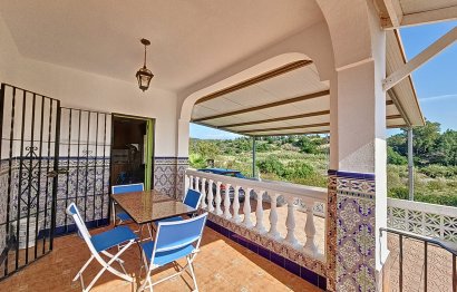 Resale - House - Finca - Cortijo - Estepona - El Padron