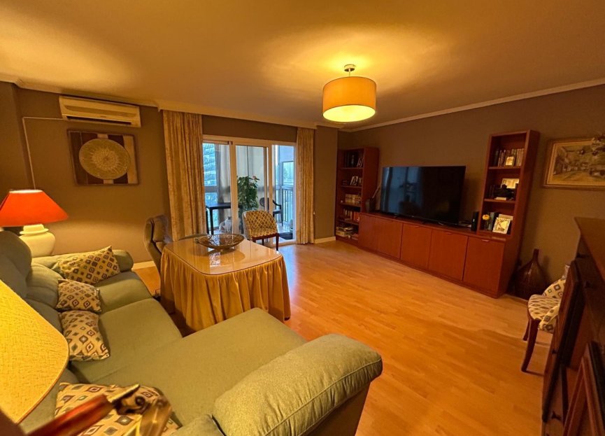 Resale - Apartment - Middle Floor Apartment - Fuengirola - Fuengirola Centro