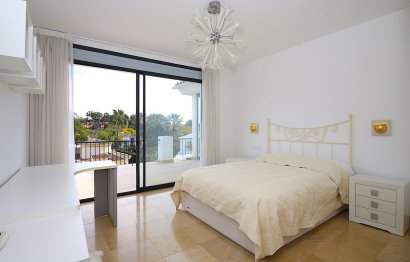 Reventa - House - Detached Villa - Marbella - Nueva Andalucia