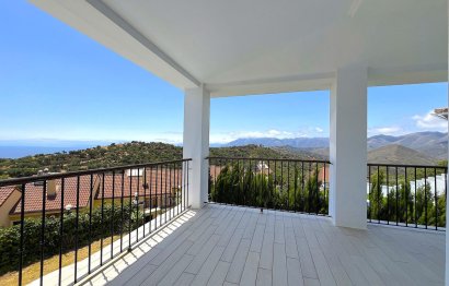 Resale - House - Semi-Detached House - Marbella - La Mairena