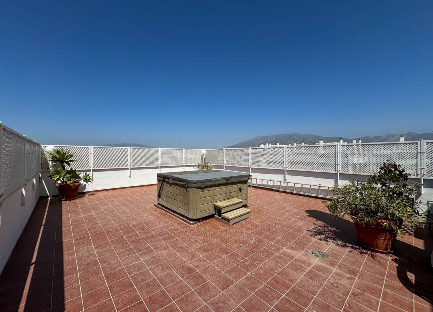 Resale - Apartment - Top Floor Apartment - Fuengirola - Fuengirola Centro