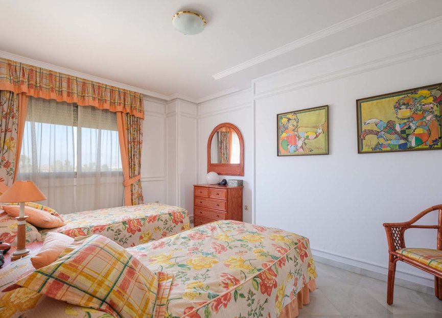 Resale - Apartment - Top Floor Apartment - Fuengirola - Fuengirola Centro