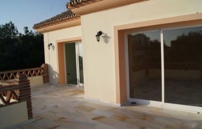 Resale - House - Detached Villa - Marbella - El Rosario