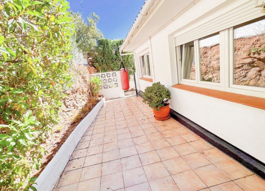 Reventa - House - Detached Villa - Benalmádena - Benalmadena Centro