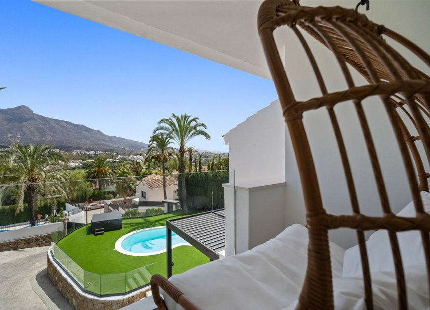 Resale - House - Detached Villa - Marbella - Nueva Andalucia